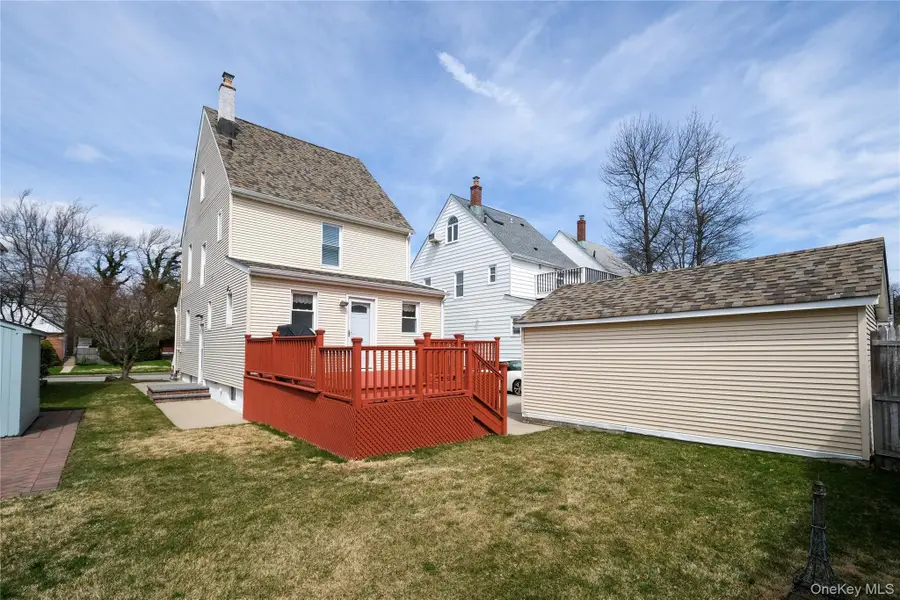 Address Withheld By Seller, Valley Stream, NY 11581 - #3