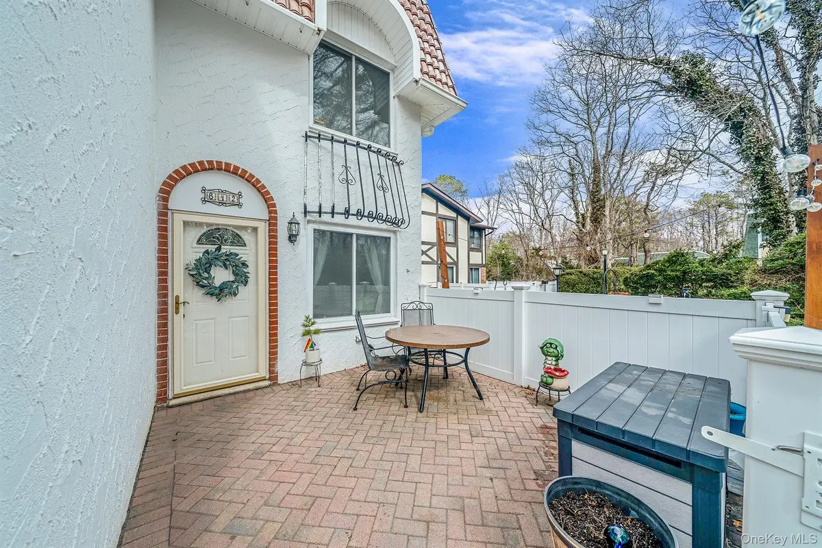 842 Golf Lane, Medford, NY 11763 - #1