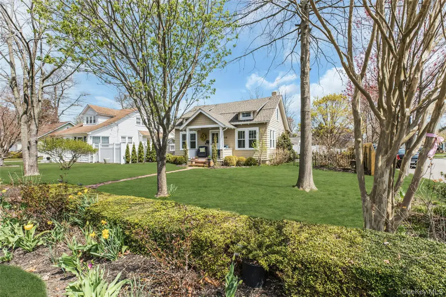 135 Division Avenue, West Sayville, NY 11796 - #2