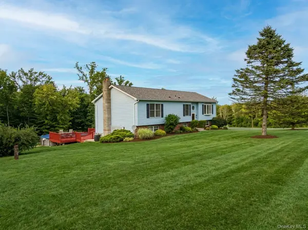 23 Snow Street, Bloomingburg, NY 12721