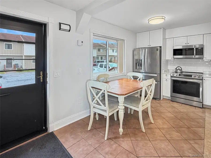 5608 Chelsea Cove N, Hopewell Junction, NY 12533 - #3