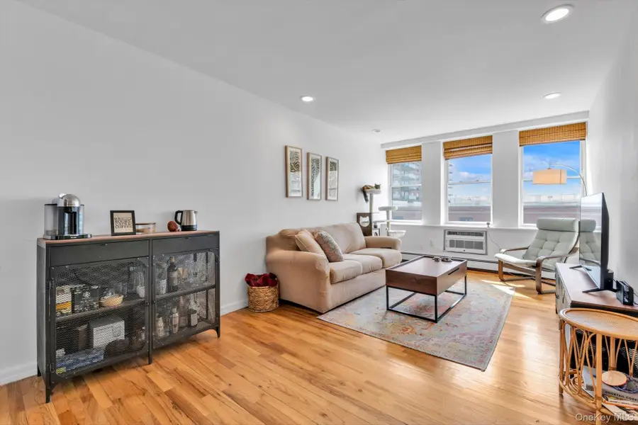 25 W Broadway #207, Long Beach, NY 11561 - #2
