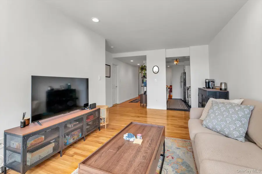 25 W Broadway #207, Long Beach, NY 11561 - #3