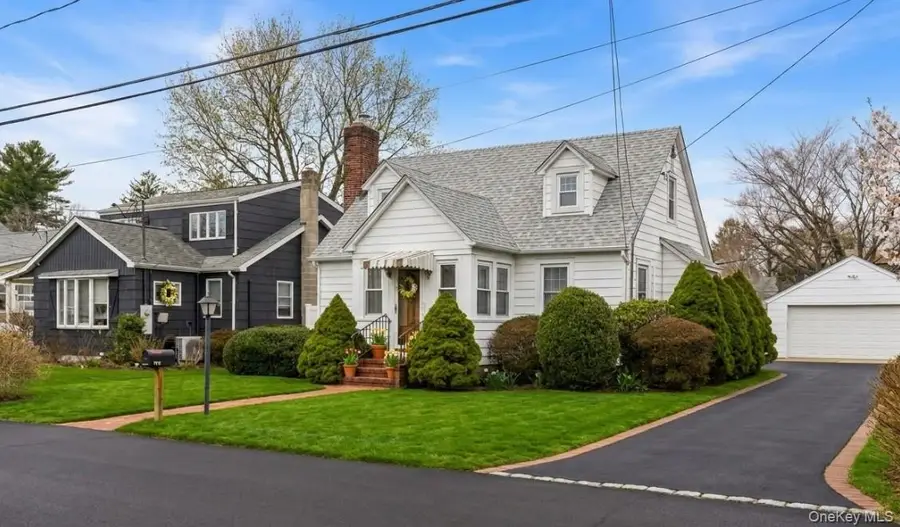 126 Grant Street, Centerport, NY 11721 - #2