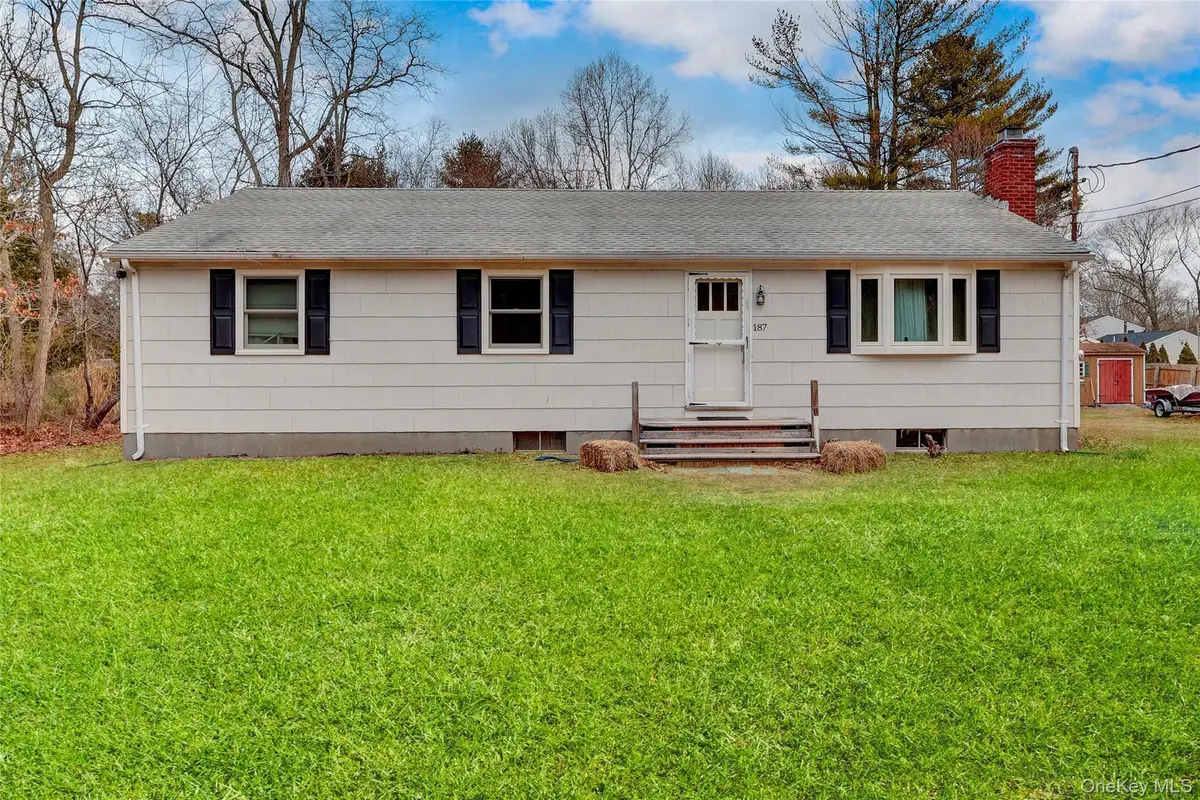 187 Hot Water Street, Manorville, NY 11949 - #1