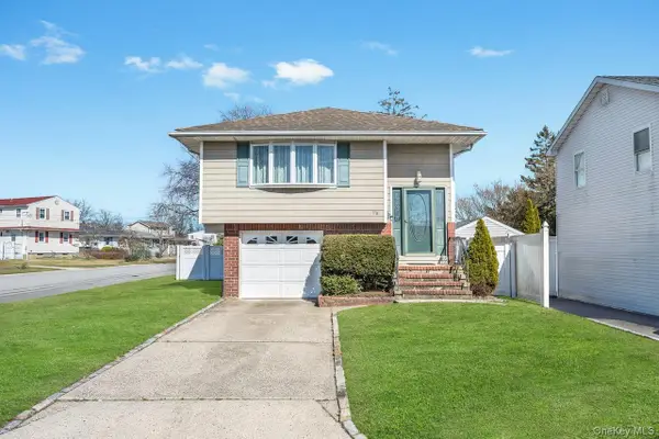 178 5th Avenue, West Babylon, NY 11704