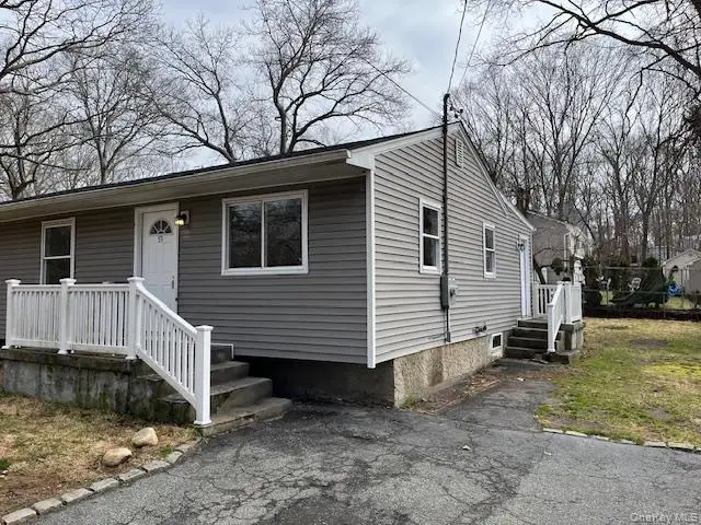 53 Hawkins Avenue, Medford, NY 11763 - #2
