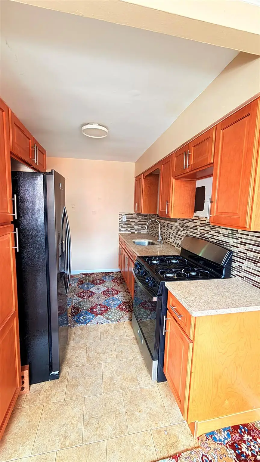 41-18 149th Pl, Flushing, NY 11355 - #2