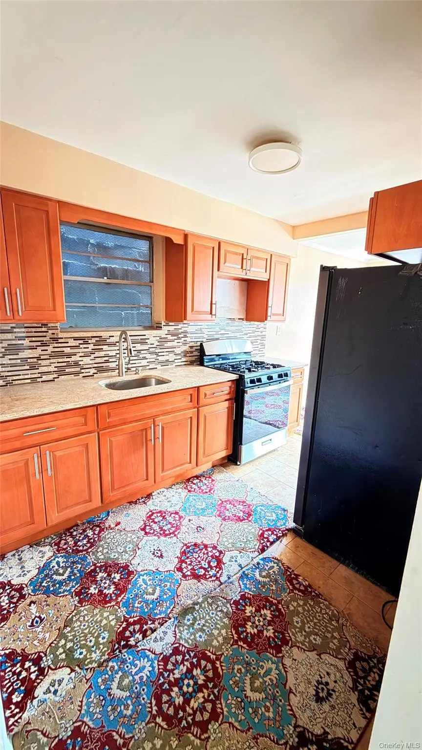 41-18 149th Pl, Flushing, NY 11355 - #3