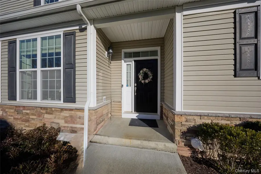 40 Evan Court, Fishkill, NY 12524 - #3