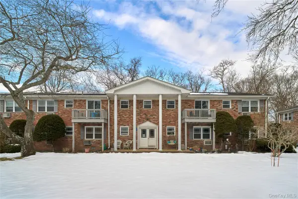 230 Fairharbor Drive #230, Patchogue, NY 11772