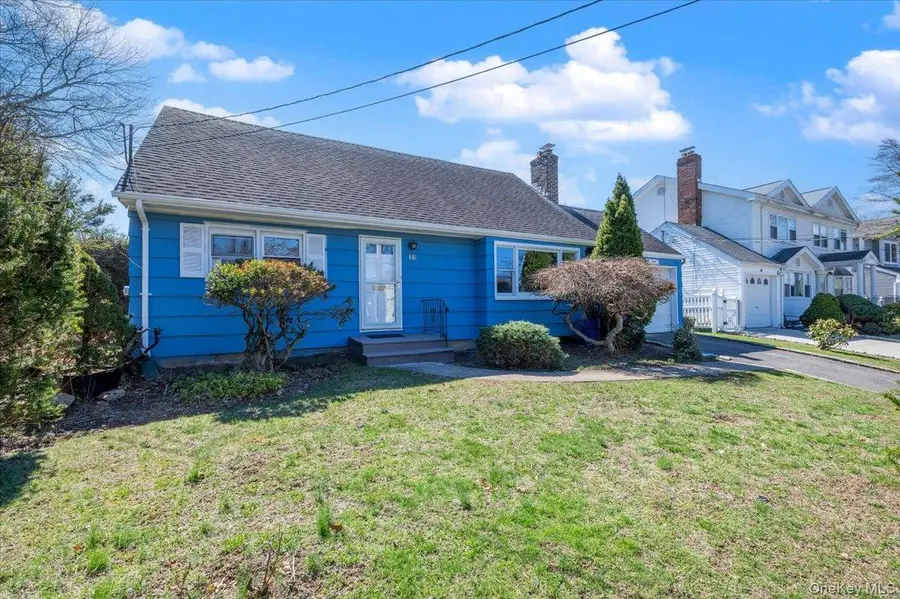 11 Glenwood Road, Glen Head, NY 11545 - #2