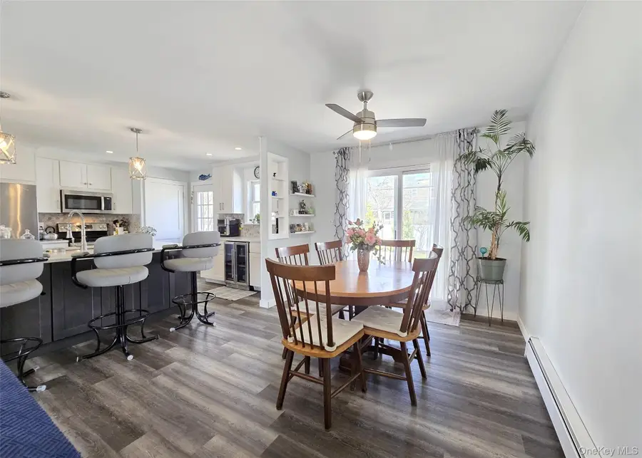 19 Appel Drive E, Shirley, NY 11967 - #3