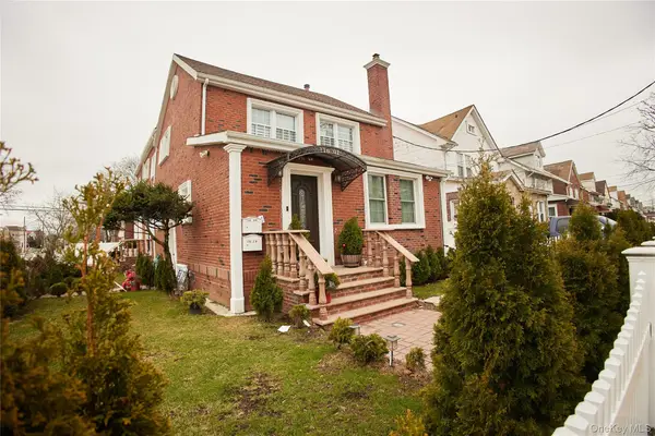 11601 221st Street, Cambria Heights, NY 11411