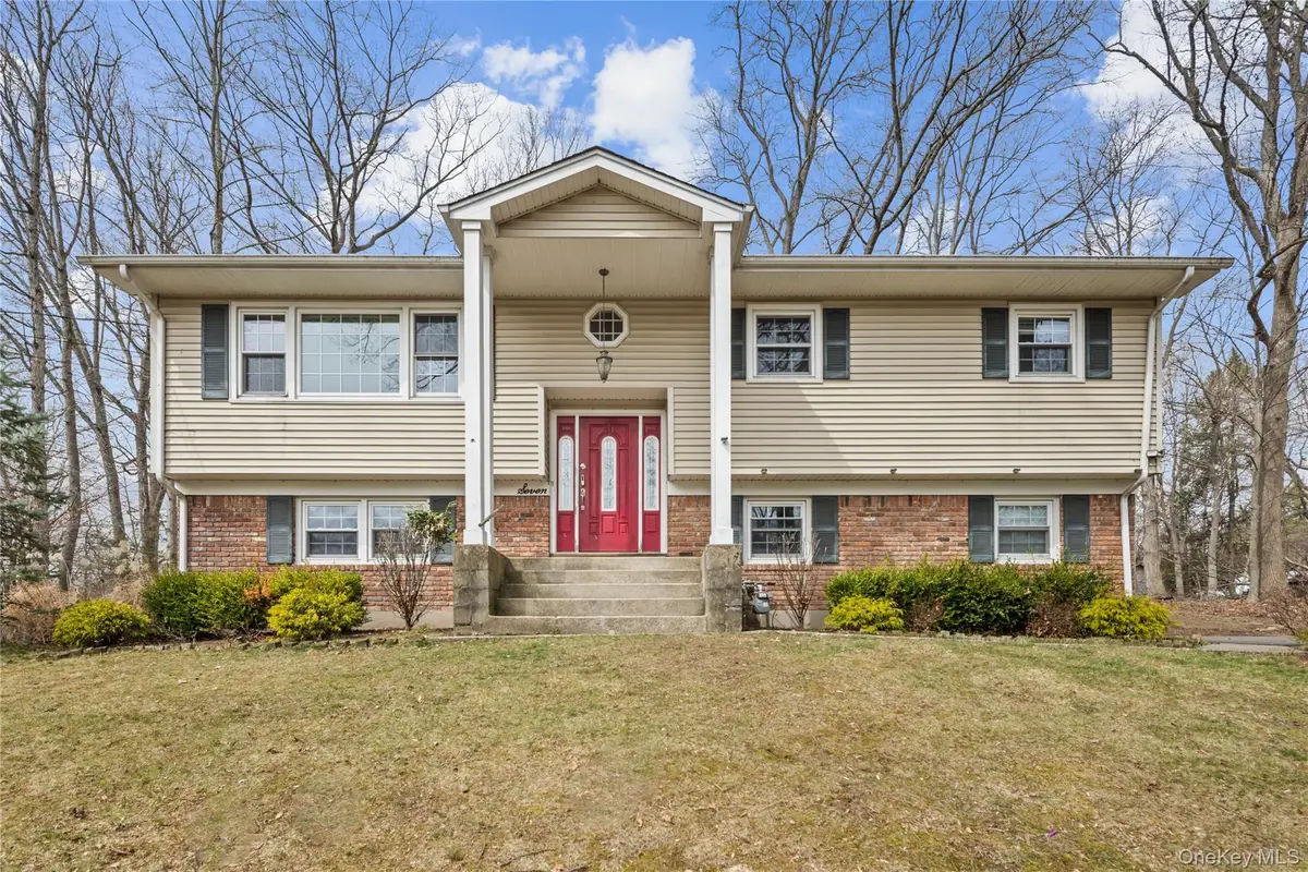 7 Jacqueline Road, Monsey, NY 10952 - #1