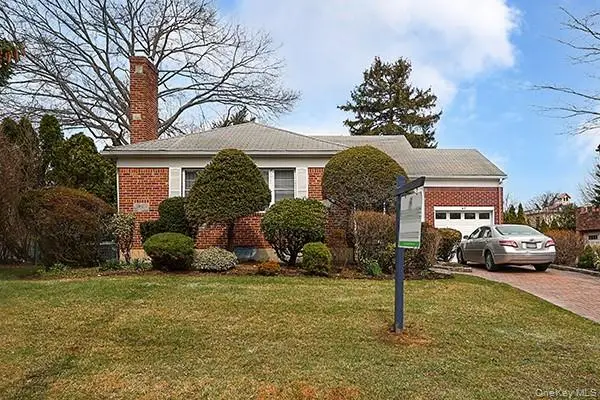 97 Vanderbilt Avenue, Manhasset, NY 11030 - #1