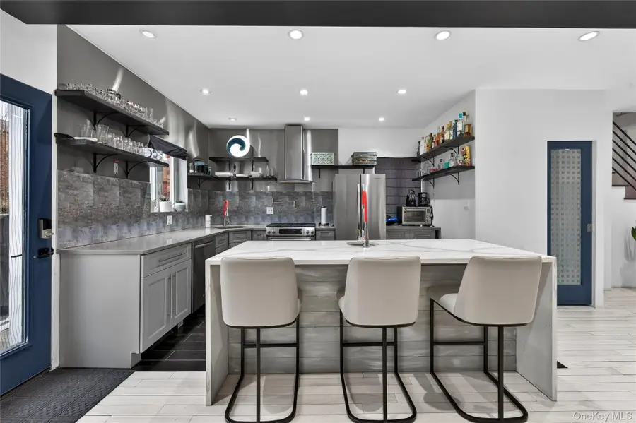 2033 Hering Avenue, Bronx, NY 10461 - #3