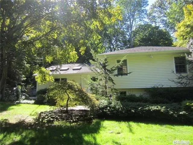 7 Bluebird Lane, Huntington, NY 11743 - #1