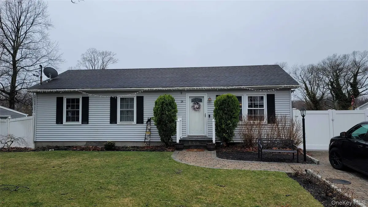 18 Hillcrest Road, Rocky Point, NY 11778 - #1
