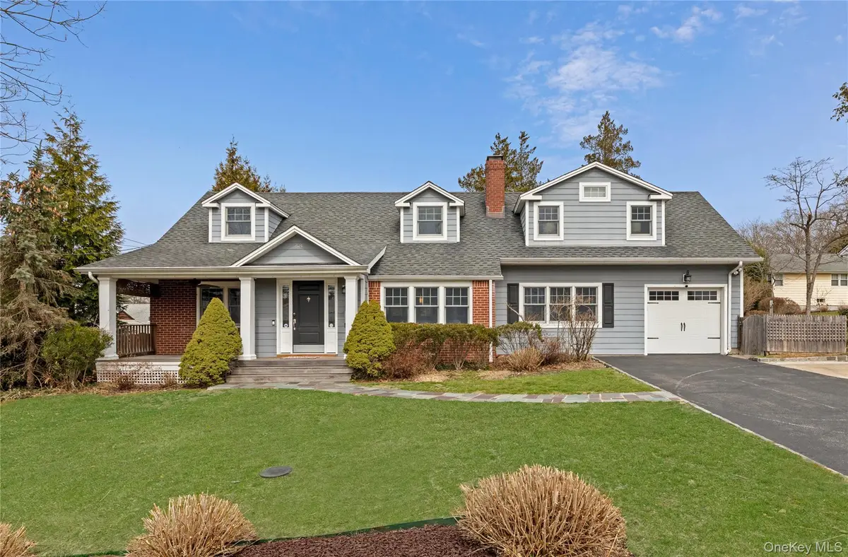 58 Roosevelt Avenue, Glen Head, NY 11545 - #1