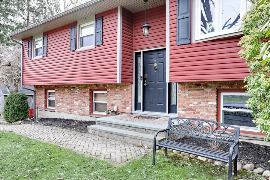 14 Montclair Avenue, Airmont, NY 10952 - #2