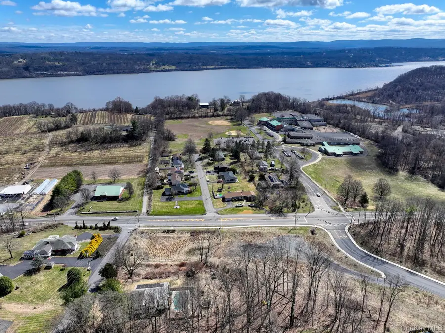 Route 9w, Marlboro, NY 12542 - #3