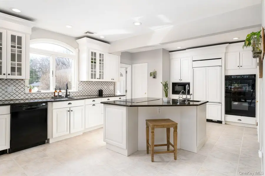 88 Astor Avenue, Saint James, NY 11780 - #3