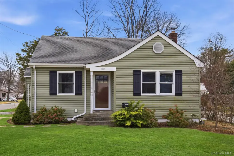 101 4th Avenue, East Northport, NY 11731 - #2