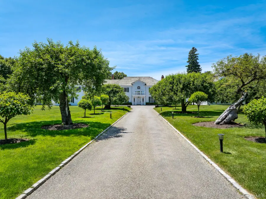 6 Stoneleigh Manor Lane, Purchase, NY 10577 - #2