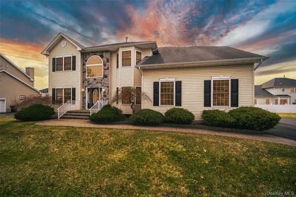 2041 Independence Drive, New Windsor, NY 12553