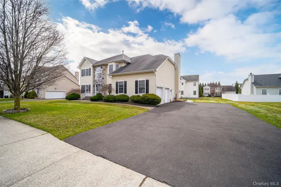 2041 Independence Drive, New Windsor, NY 12553 - #3