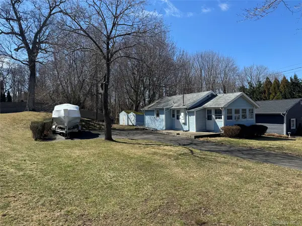 44 Cedar Drive, Miller Place, NY 11764