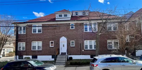 372 E 235th Street, Bronx, NY 10470