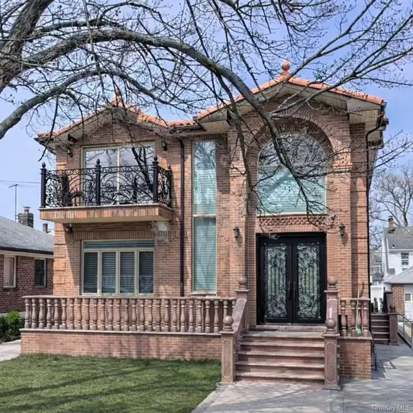 147-25 18th Avenue, Whitestone, NY 11357