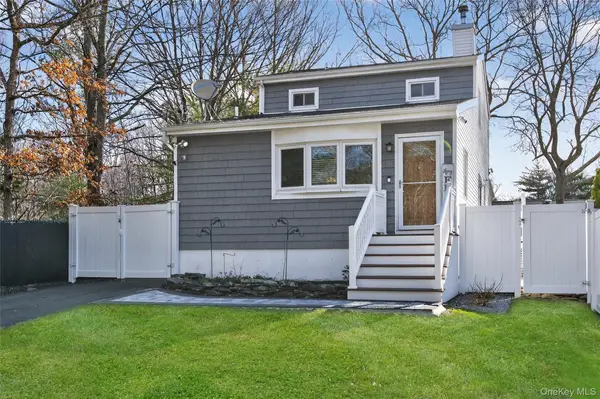 59 2nd Avenue, Holtsville, NY 11742