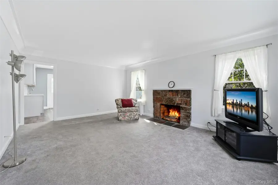 107 Fillmore Street, Centerport, NY 11721 - #3