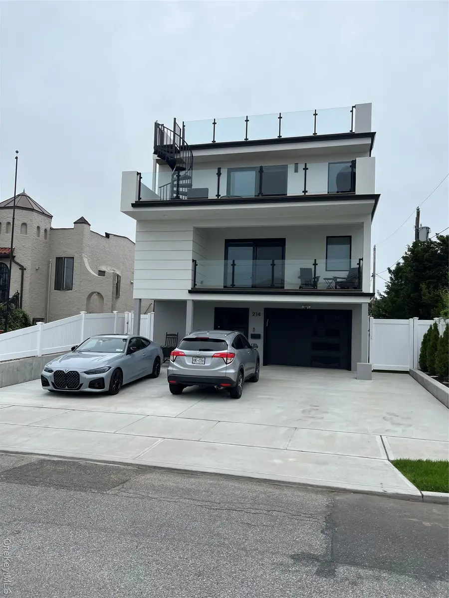 549 E Olive Street, Long Beach, NY 11561 - #2