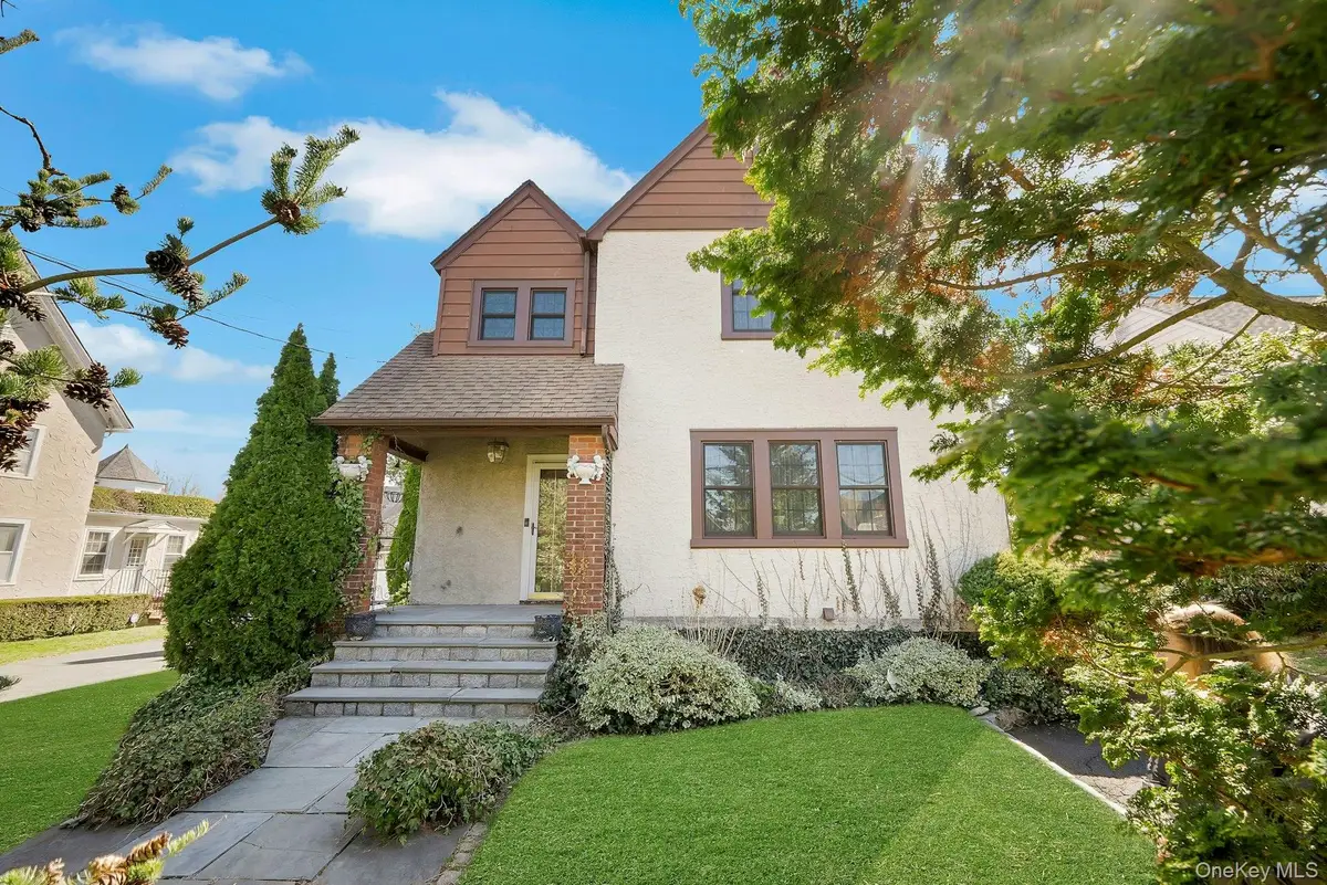 156 Park Drive, Eastchester, NY 10709 - #1