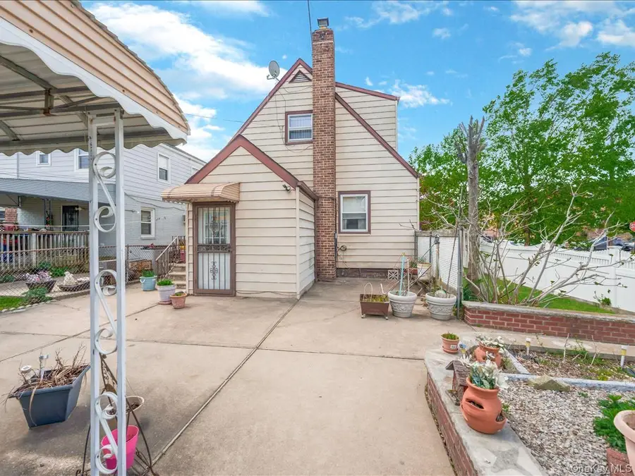 63-01 138 Street, Flushing, NY 11367 - #2