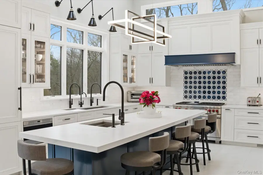 9 Watercrest Court, Head Of The Harbor, NY 11780 - #3