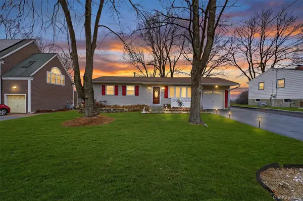 18 Cardinal Drive, Poughkeepsie, NY 12601