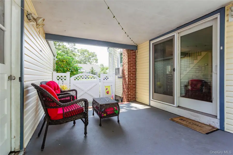 77 N Summit Avenue, Patchogue, NY 11772 - #3