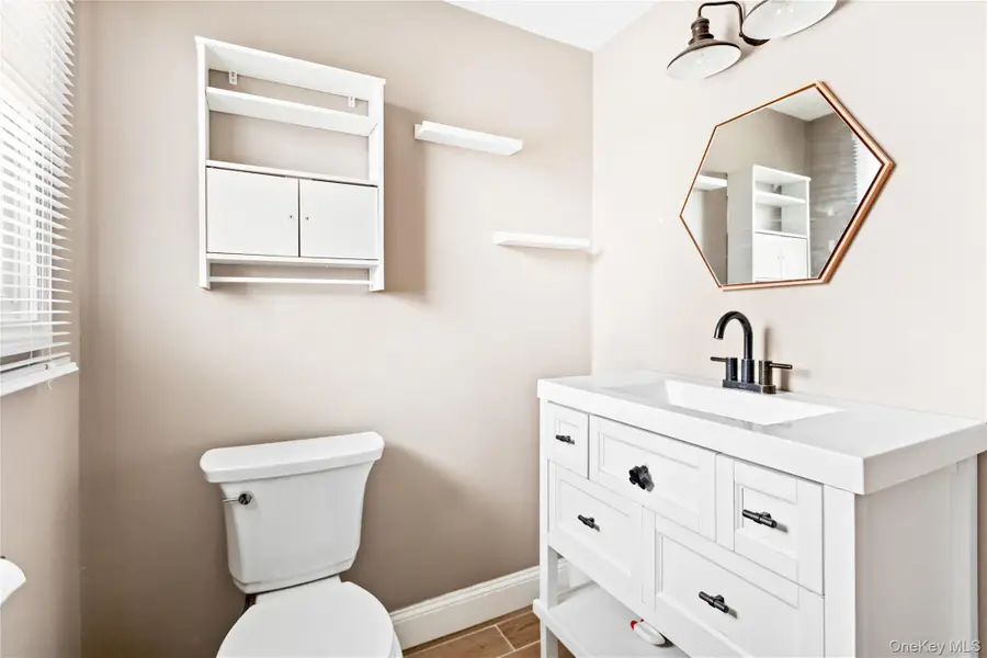 7 Mount Mckinley Avenue, Farmingville, NY 11738 - #2