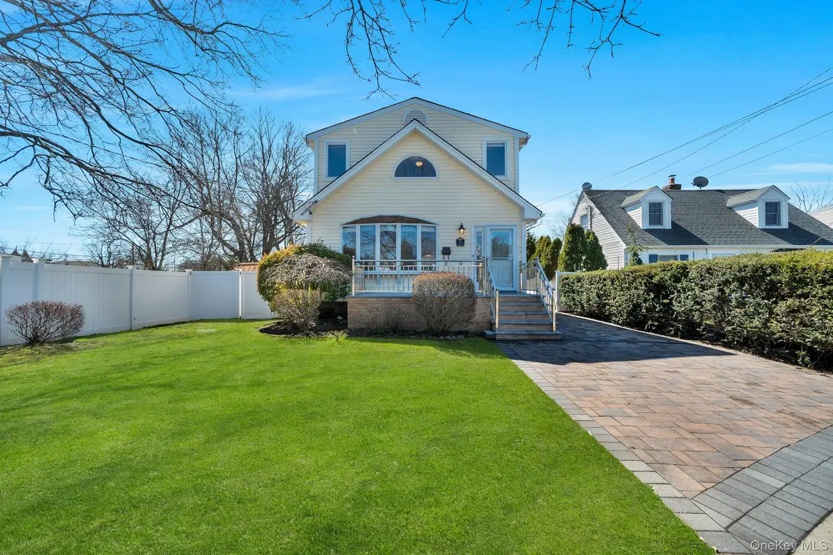 76 Balcom Road, Farmingdale, NY 11735 - #1