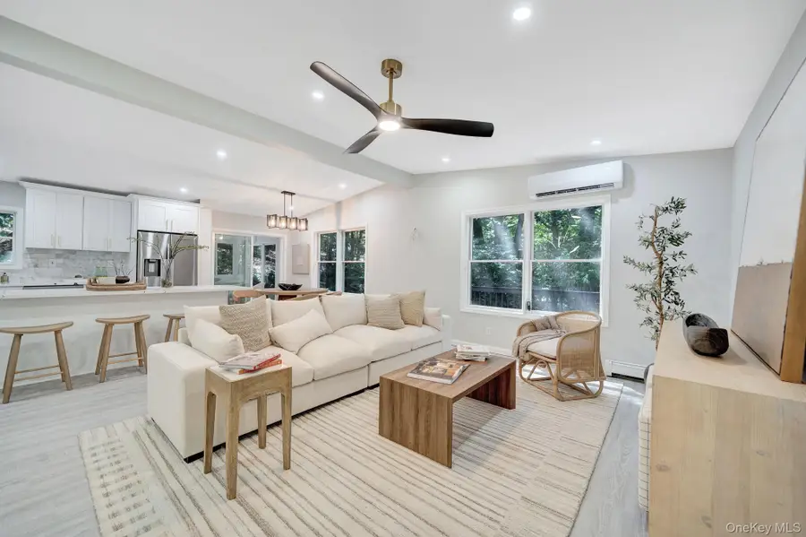 644 Bread And Cheese Hollow Road, Northport, NY 11768 - #2