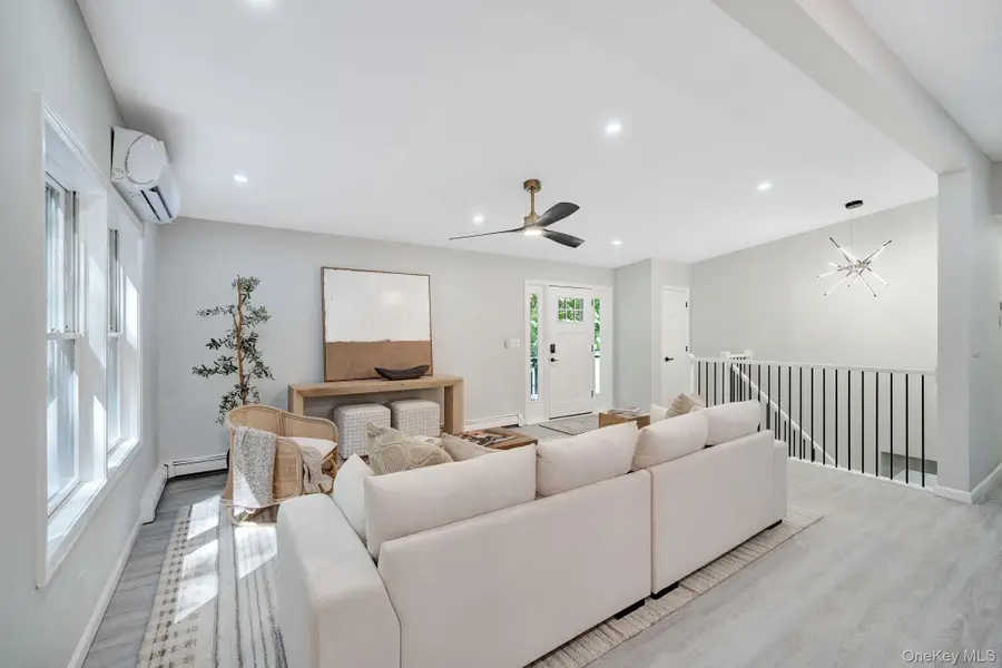 644 Bread And Cheese Hollow Road, Northport, NY 11768 - #3