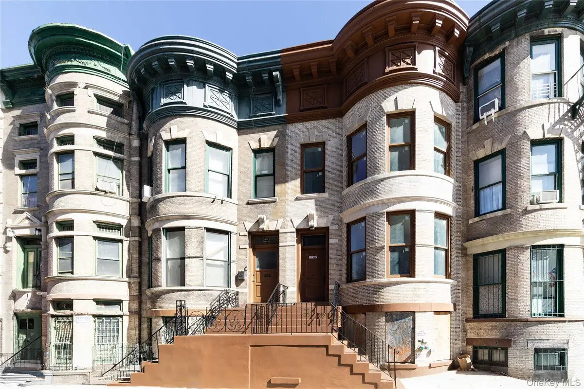 1102 Jackson Avenue, Bronx, NY 10456 - #1