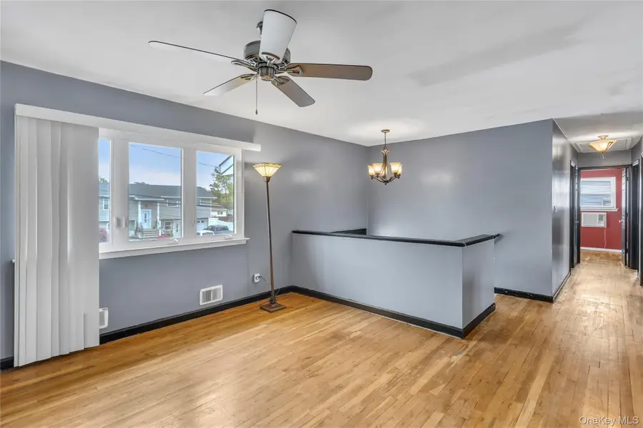 52 Mississippi Avenue, Bay Shore, NY 11706 - #3