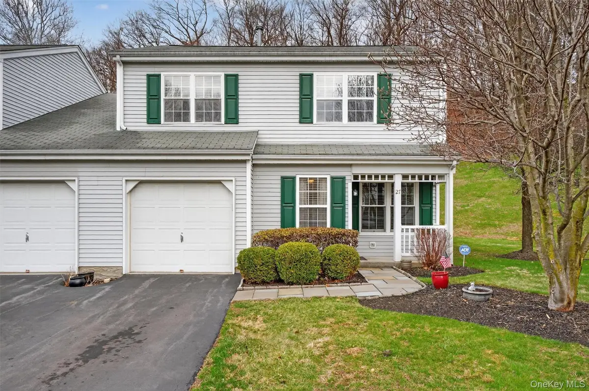 27 Tall Tree Lane, Poughkeepsie, NY 12601 - #1