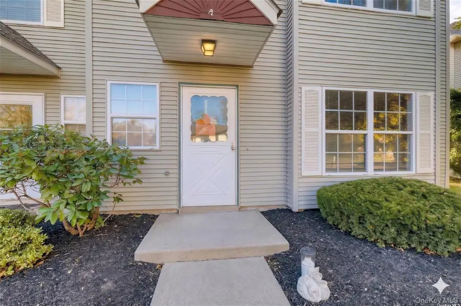 256 Quassaick Avenue #7, New Windsor, NY 12553 - #3